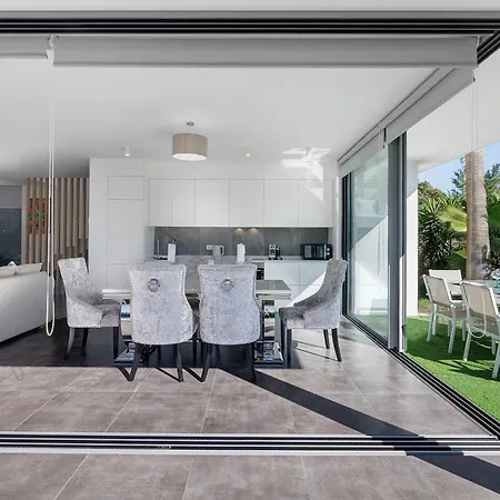 By Gabi Miguel Villa