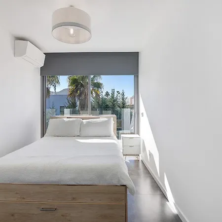 By Gabi Miguel Villa *